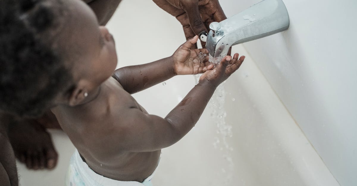Explorer les programmes d'implication parentale efficaces en milieu défavorisé