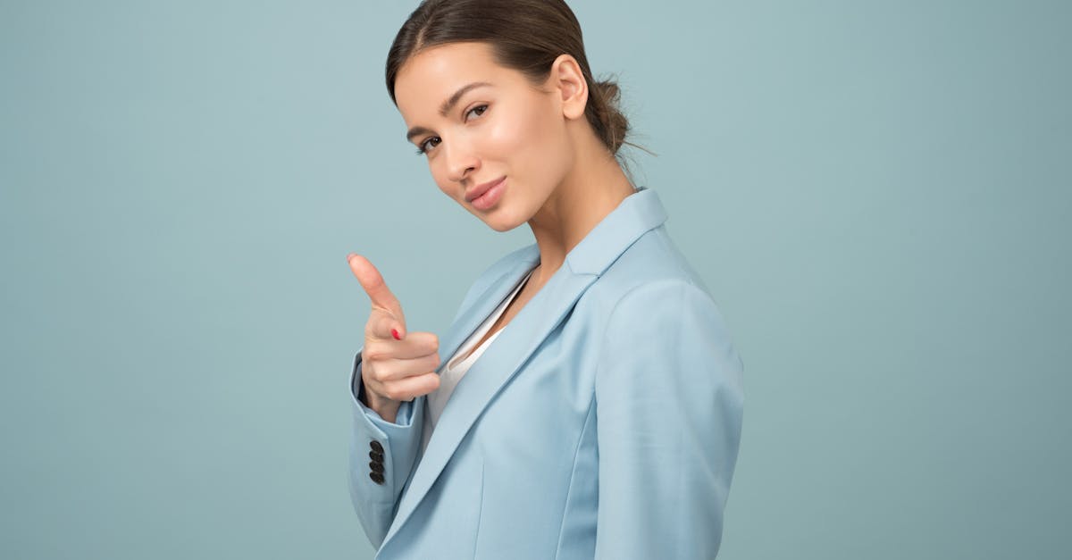 découvrez les clés pour renforcer votre confiance en vous et atteindre vos objectifs personnels et professionnels. apprenez des techniques pratiques pour améliorer votre estime de soi et développer une attitude positive au quotidien.