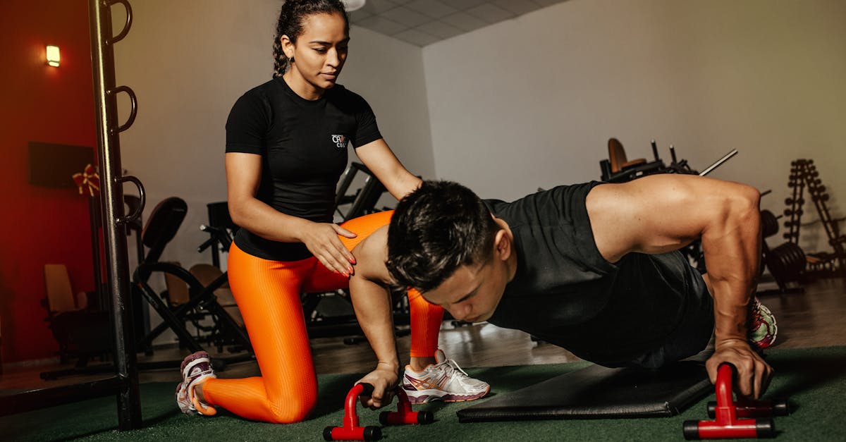 découvrez notre coach sportif professionnel qui vous accompagne dans vos objectifs de fitness et de bien-être. que vous soyez débutant ou athlète confirmé, profitez d'un programme personnalisé et de conseils adaptés pour atteindre vos performances optimales.