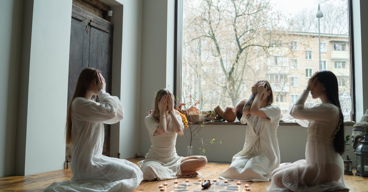 découvrez comment atteindre un équilibre émotionnel grâce à des techniques de gestion du stress, des astuces pour renforcer la résilience et des conseils pratiques pour harmoniser vos émotions au quotidien. transformez votre bien-être émotionnel et vivez une vie plus sereine.