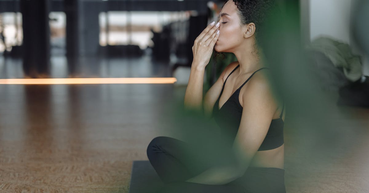 découvrez comment atteindre un équilibre émotionnel optimal grâce à des techniques pratiques et des conseils efficaces. apprenez à gérer vos émotions pour améliorer votre bien-être au quotidien.
