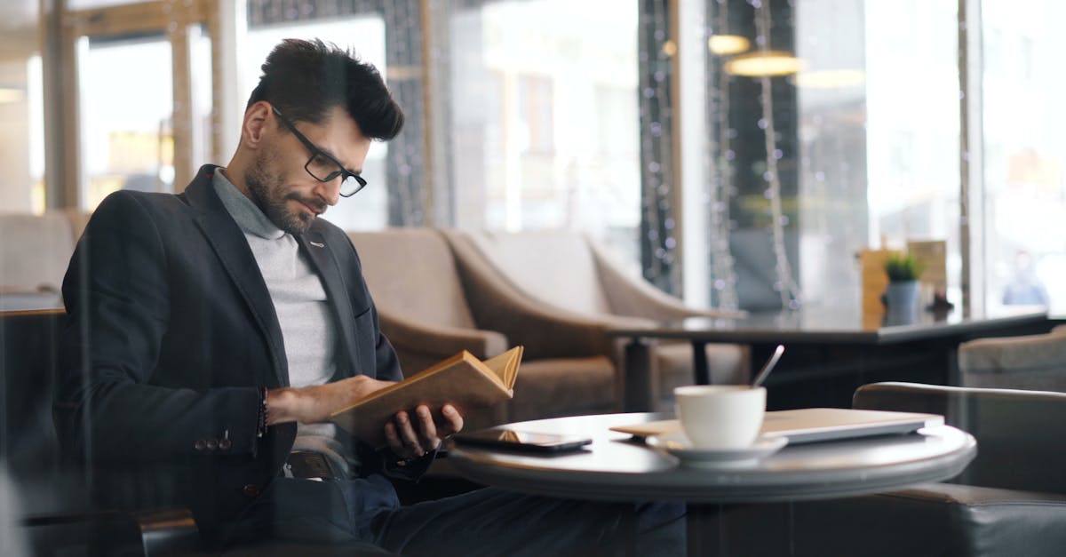 découvrez des techniques et des stratégies efficaces pour votre développement personnel. apprenez à améliorer votre confiance en soi, vos compétences en communication et votre bien-être général grâce à des conseils pratiques et inspirants.