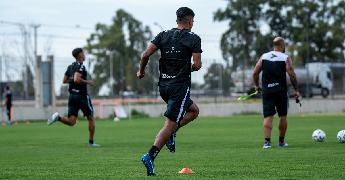 découvrez notre service de coaching sportif dédié à votre préparation physique et mentale. obtenez des conseils personnalisés pour atteindre vos objectifs et maximiser vos performances.