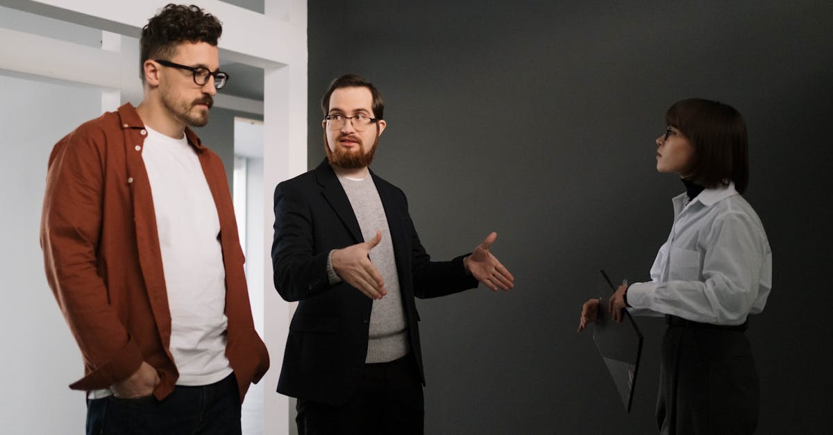 découvrez des stratégies efficaces de team building pour renforcer la cohésion d'équipe, améliorer la communication et stimuler la créativité au sein de votre entreprise. transformez vos équipes en véritables alliées grâce à des activités engageantes et adaptées à tous les profils.