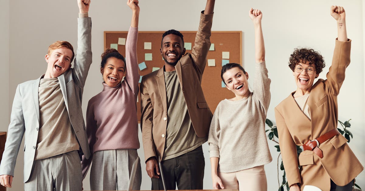 découvrez l'esprit d'équipe au cœur de chaque collaboration. apprenez à développer une dynamique de groupe forte, à encourager l'entraide et à maximiser le potentiel de chacun pour atteindre des objectifs communs. plongez dans l'univers du travail collectif et inspirez-vous des meilleures pratiques pour renforcer la cohésion au sein de votre équipe.