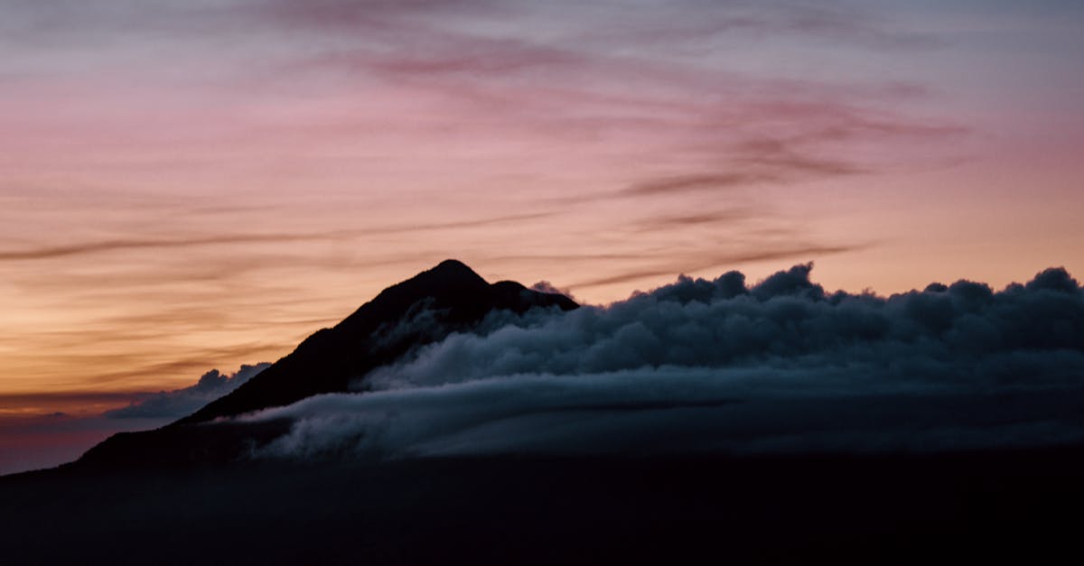 découvrez les défis et les luttes émotionnelles que rencontrent les entrepreneurs avec 'entrepreneurial blues'. ce récit authentique explore les hauts et les bas de l'entrepreneuriat, offrant des perspectives inspirantes et des conseils pratiques pour surmonter les obstacles et renouer avec la passion. plongez dans cet univers fascinant où la résilience et la créativité sont les clés du succès.