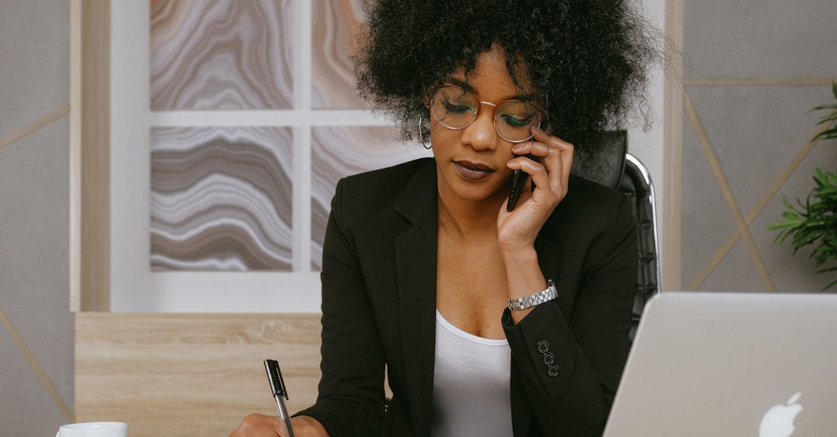 découvrez les clés de l'entrepreneuriat : astuces, stratégies et conseils pour transformer vos idées en succès. apprenez à naviguer dans le monde des affaires et à développer votre projet avec confiance.