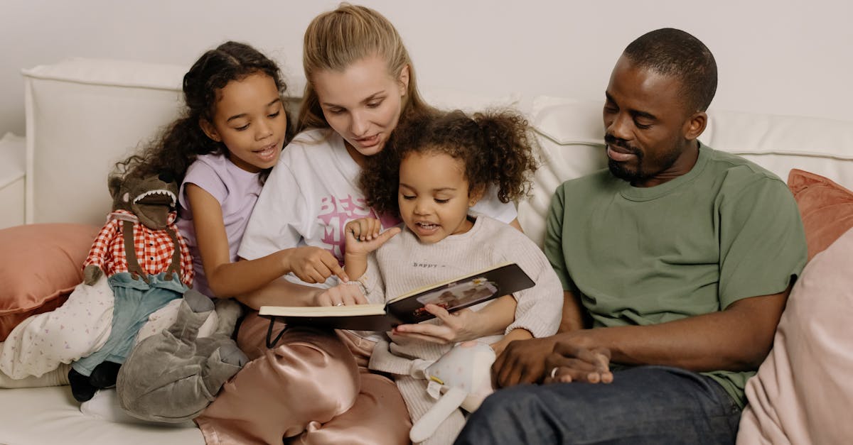 découvrez l'importance de l'implication des parents dans le parcours éducatif des enfants. explorez des stratégies et des conseils pratiques pour renforcer la communication entre parents et enseignants, favorisant ainsi le développement académique et personnel des jeunes.