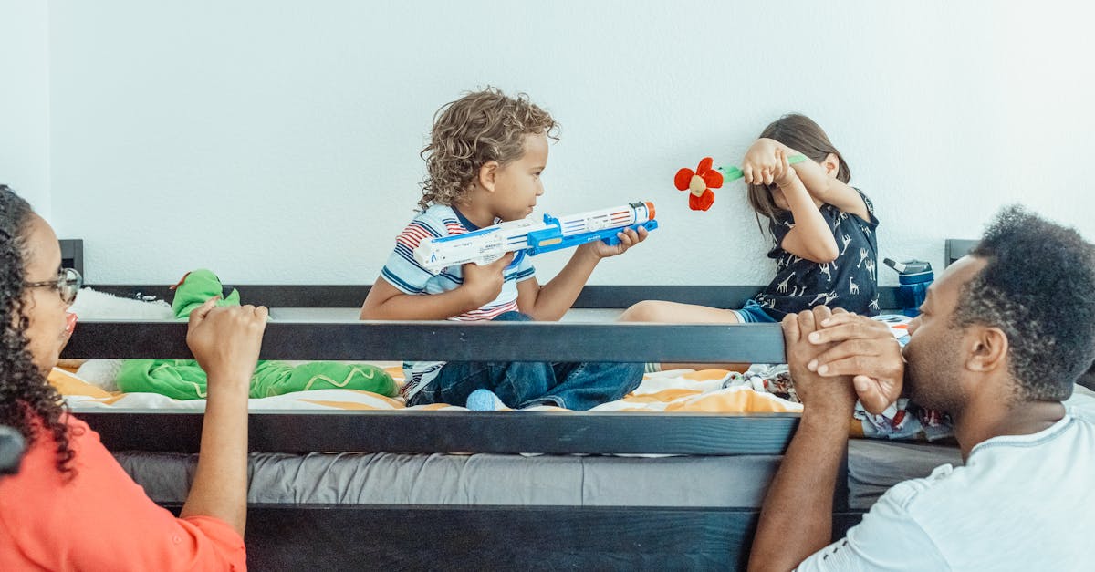 découvrez l'importance de l'implication parentale dans l'éducation des enfants. apprenez comment les parents peuvent soutenir l'apprentissage et le développement de leurs enfants grâce à des stratégies efficaces et une communication ouverte.