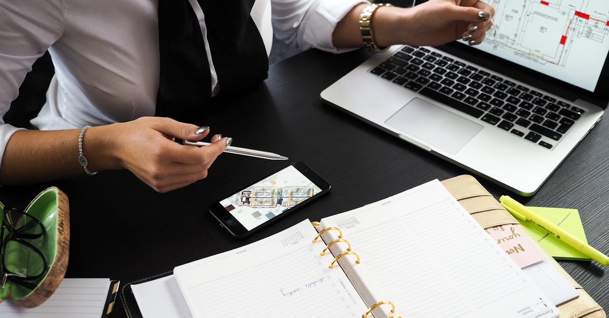 découvrez notre executive master, un programme de formation d'élite conçu pour les professionnels ambitieux souhaitant propulser leur carrière. alliez théorie et pratique à travers des cours innovants animés par des experts du secteur. développez vos compétences en leadership, stratégie et gestion, et ouvrez la porte à de nouvelles opportunités professionnelles.