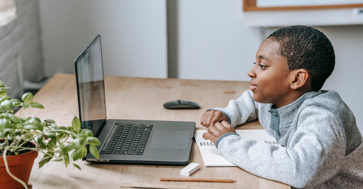 découvrez smart school, l'innovation éducative qui transforme l'apprentissage grâce à des technologies intelligentes. offrez à vos élèves une expérience d'apprentissage interactive, personnalisée et efficace pour les préparer aux défis de demain.