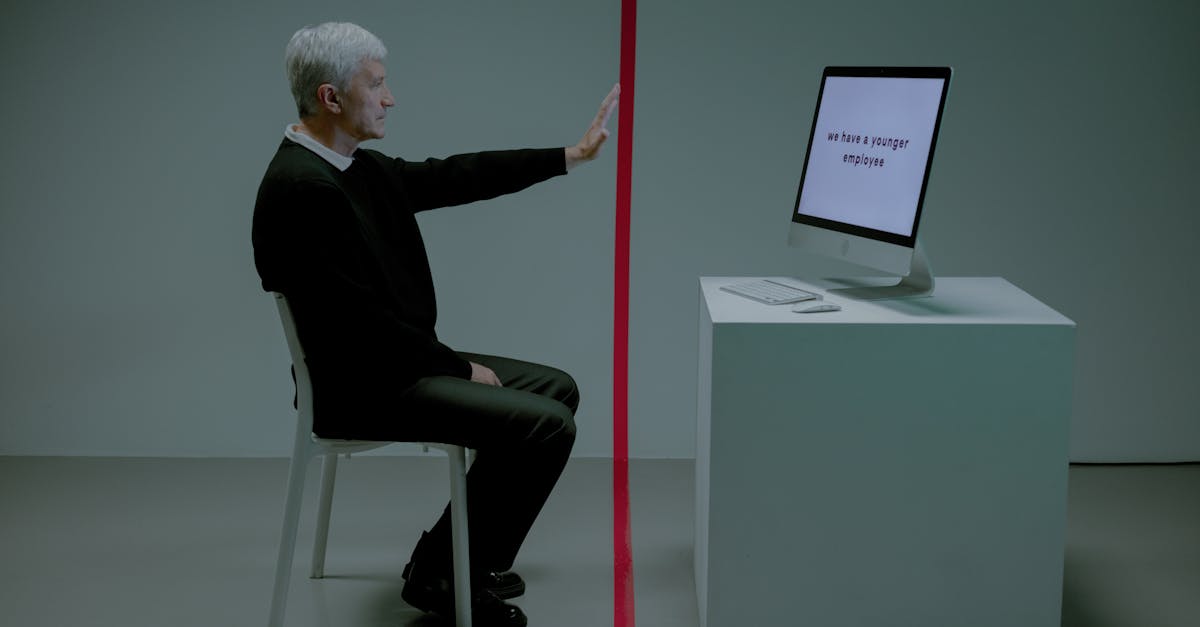 découvrez la division du travail numérique, une approche innovante qui redéfinit la façon dont les tâches sont réparties dans l'économie numérique. apprenez comment cette nouvelle dynamique optimise l'efficacité, améliore la collaboration et transforme les modèles de travail traditionnels.